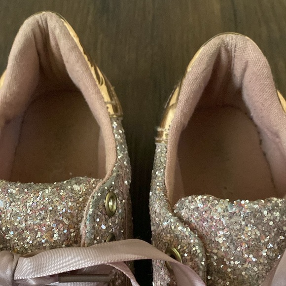 Pink Glitter Mia Rock Shoes With Ribbon Laces - Size US 7/European 37 - Picture 3 of 5